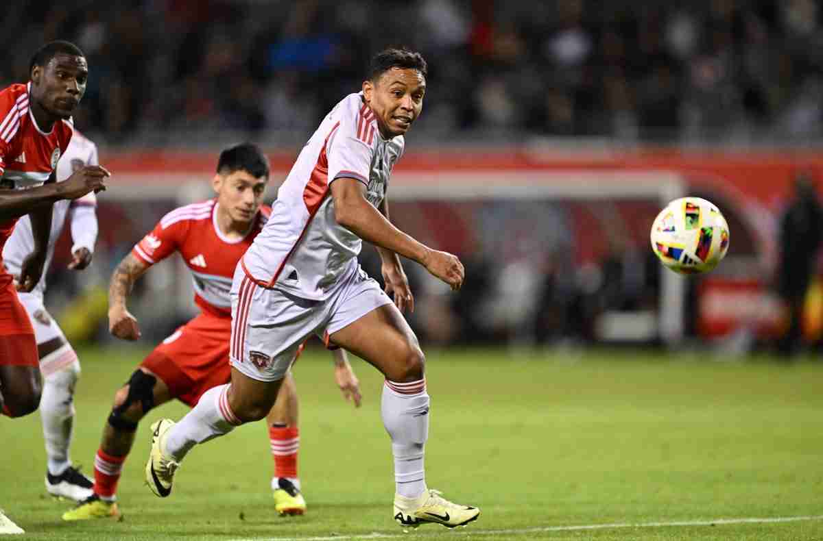 May 29, 2024; Chicago, Illinois, USA; Orlando City forward Luis Muriel (9) chases down the ball during his MLS soccer match against Chicago Fire FC at Soldier Field. 