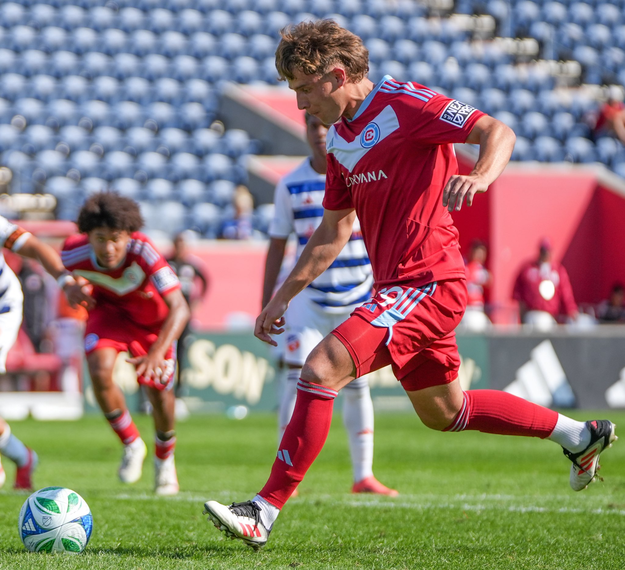 David Poreba playing the ball in MLS Next Pro on September 10, 2025