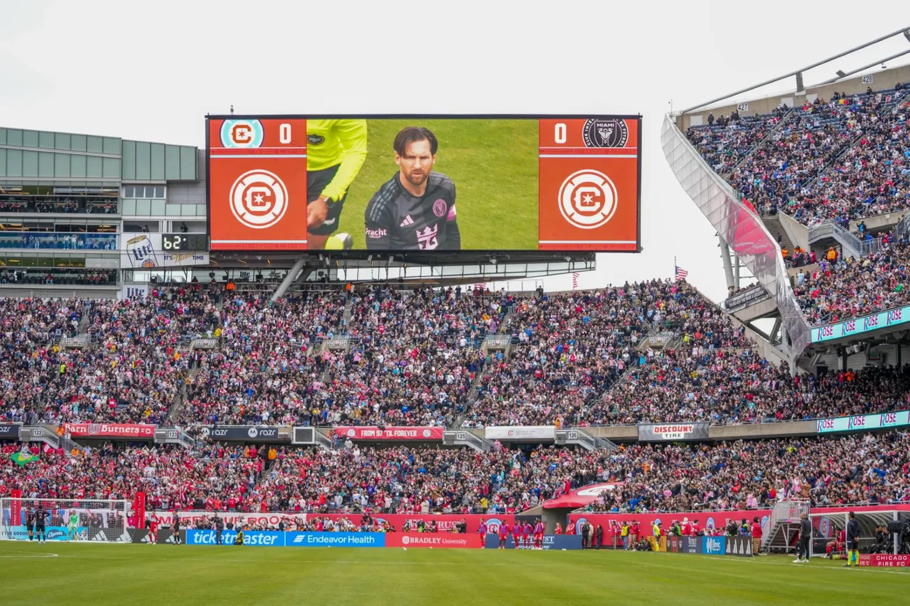 Wide shot of Soldier Field as the Chicago Fire play Inter in April 2025
